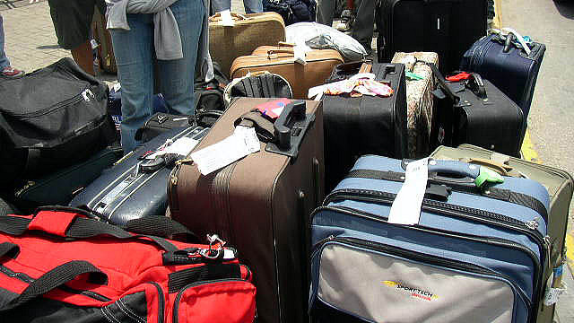 Viele Koffer und Taschen