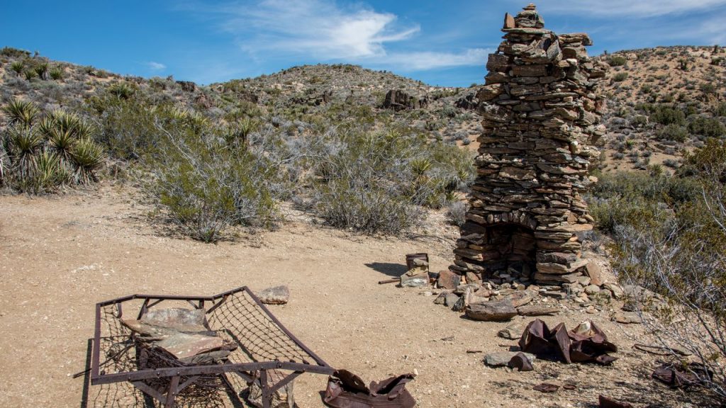 Ruinen auf dem (anstrengenden) Lost Horse Mine Trail.
