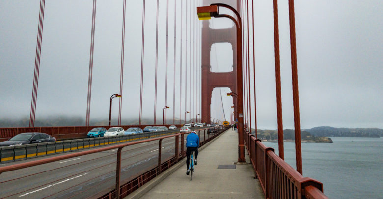 Eine Radtour über die Golden Gate Bridge.