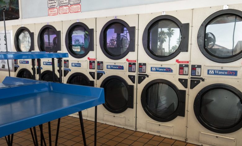 Eine Coin Laundry (Laundromat) in Las Vegas.