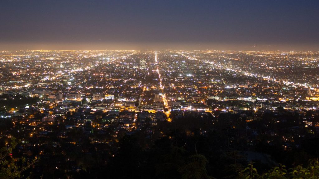 Ausblick auf Los Angeles bei Nacht